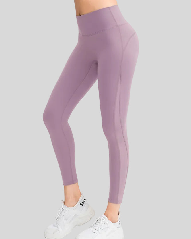 AeroFlow mesh legging in lilac shown from front angle