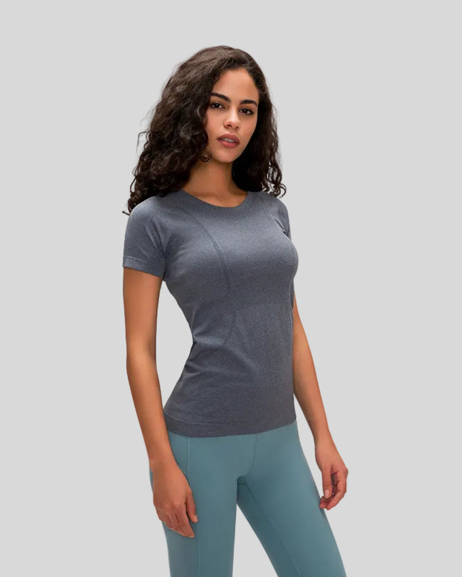 Athlesi CoreLite short sleeve active top in dark gray, front mid shot