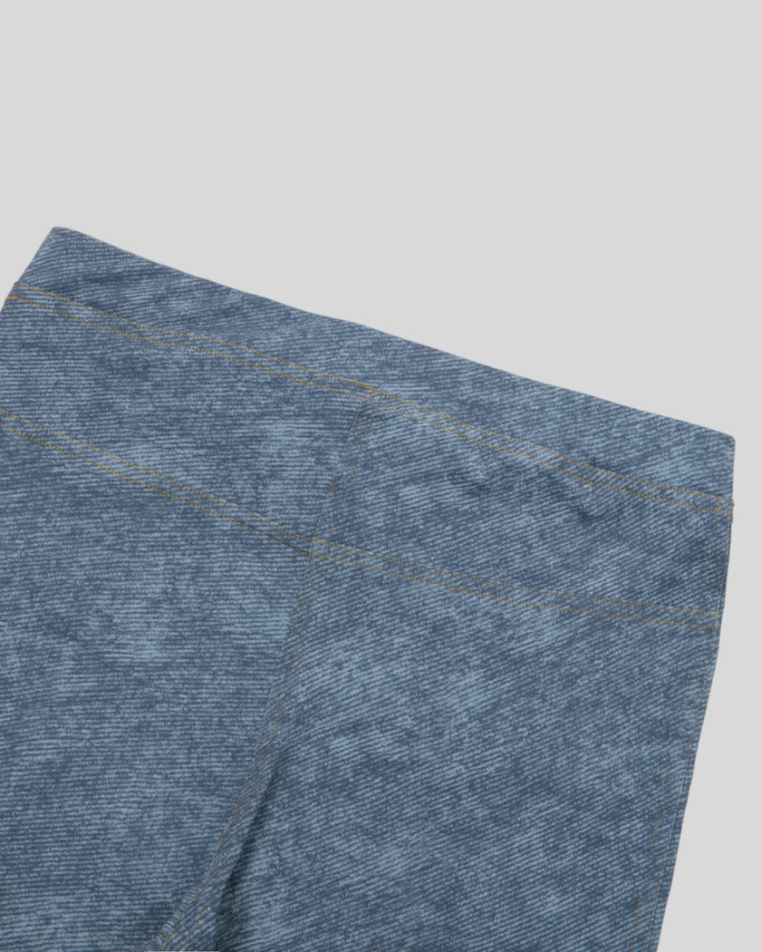 Close-up of back stitching and contour design