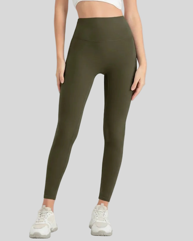 Lightweight FlowLine Core Legging in matcha green, front view
