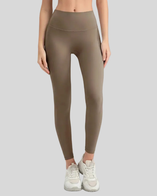FlowLine Core Legging minimal in camel, front view