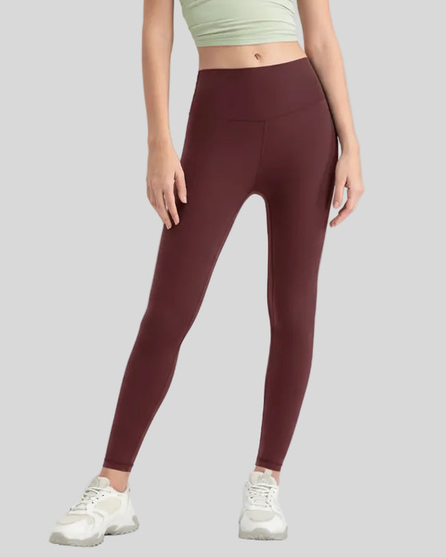 FlowLine Core Legging seamless in wine, front view