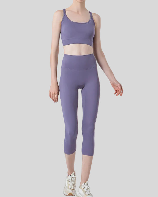 Front view of Athlesi GlowForm Sculpt Cropped Legging in lavender