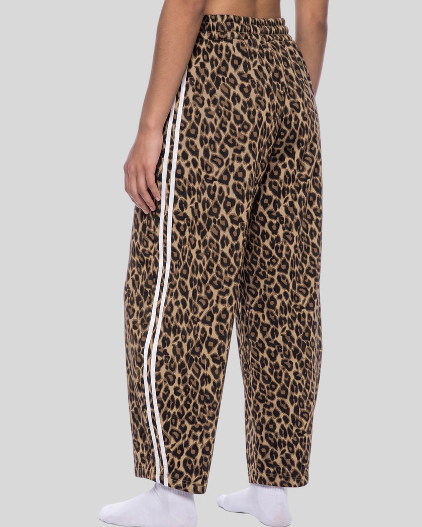 Lower body back angle view of woman wearing Leopard Accent Barrel Pants in Leopard Coffee