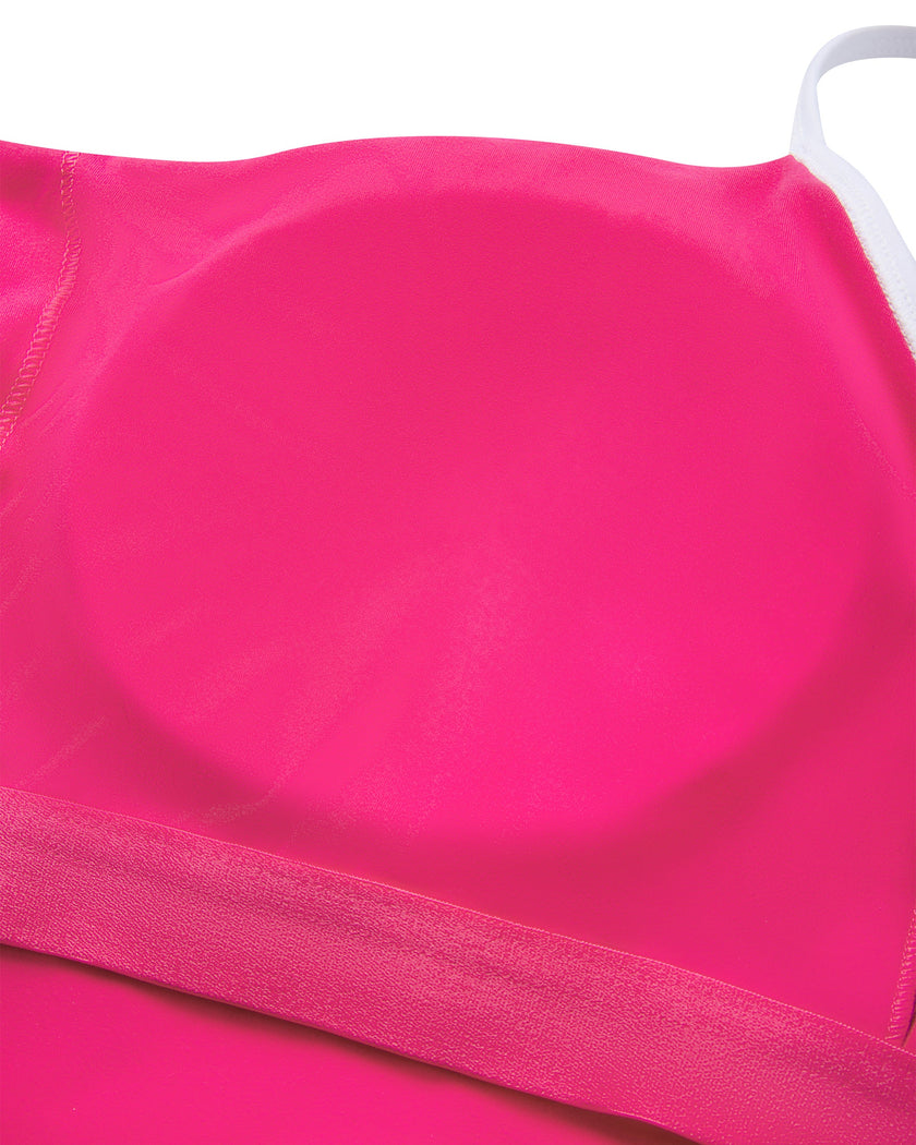 Interior construction and removable padding detail of the TrackLine Color Block Tank