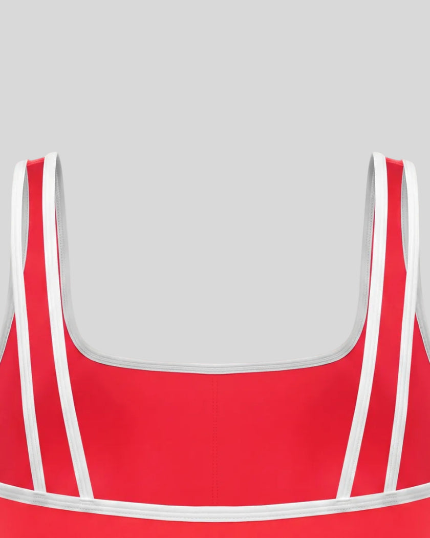 Back strap detail of the TrackLine Color Block Yoga Sports Bra