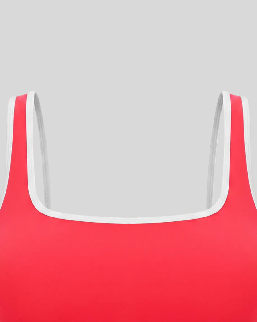 U-neckline and color block detail of the TrackLine Color Block Yoga Sports Bra