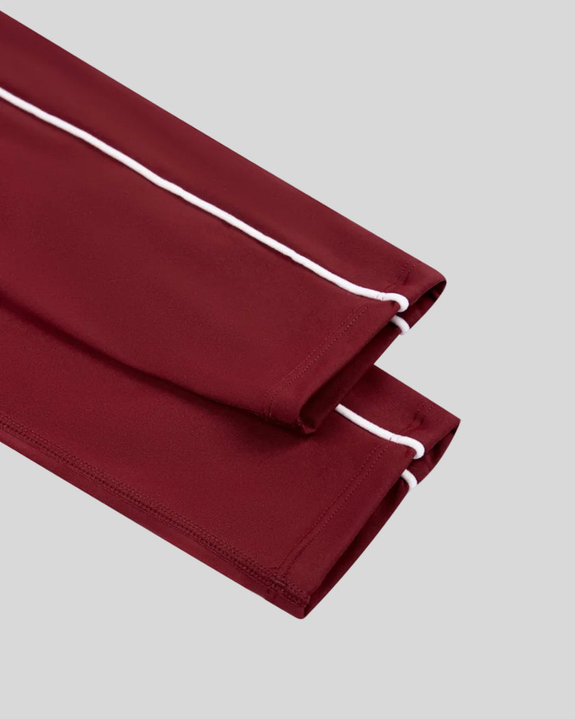 Ankle-length hem and piping detail of the TrackLine Riviera Leggings