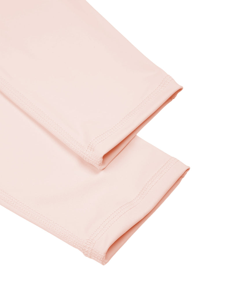 Close-up of fitted leg hem on TrackLine Synergy Leggings in Light Pink