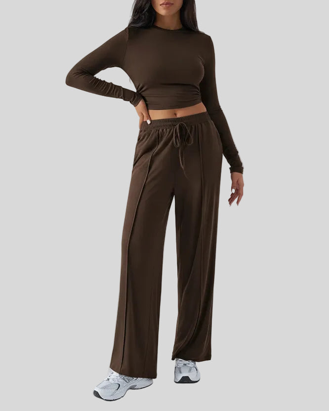 EaseLounge long-sleeve lounge set in brown, front view with relaxed fit and drawstring pants